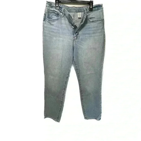H&M Mom Jeans, Size 10 - Picture 10 of 11
